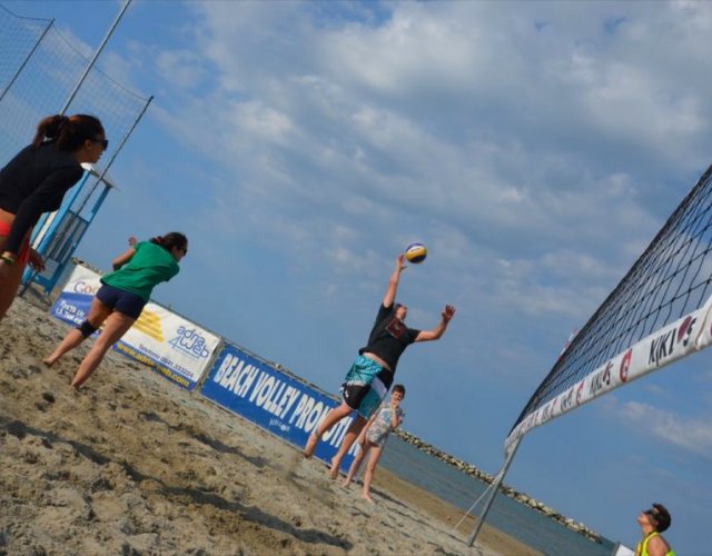 16° KIKLOS SAND VOLLEY GIUGNO