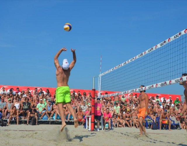 16° KIKLOS SAND VOLLEY GIUGNO
