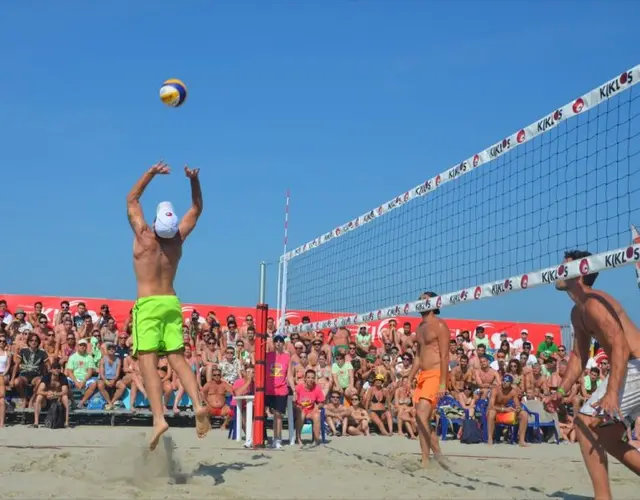 16° KIKLOS SAND VOLLEY GIUGNO