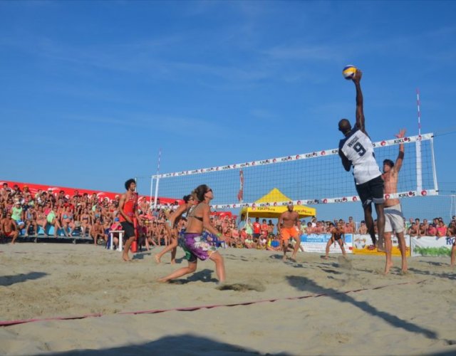 16° KIKLOS SAND VOLLEY GIUGNO
