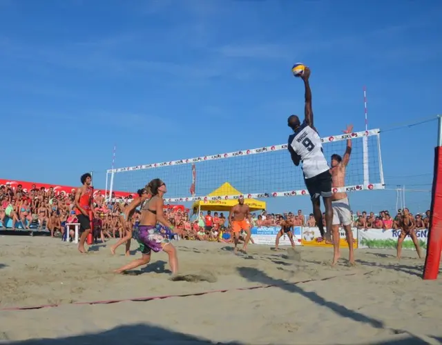 16° KIKLOS SAND VOLLEY GIUGNO